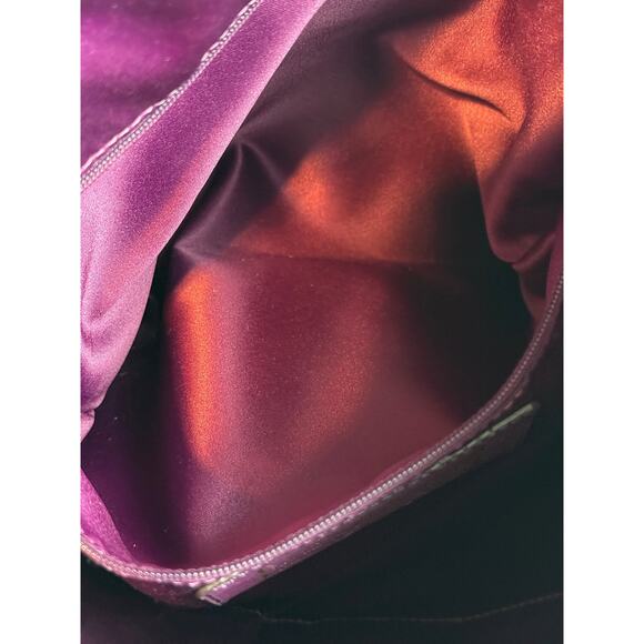 Coach Beige/Magenta Canvas Signature and Patent Large Hobo Crossbody Bag - Picture 4 of 13